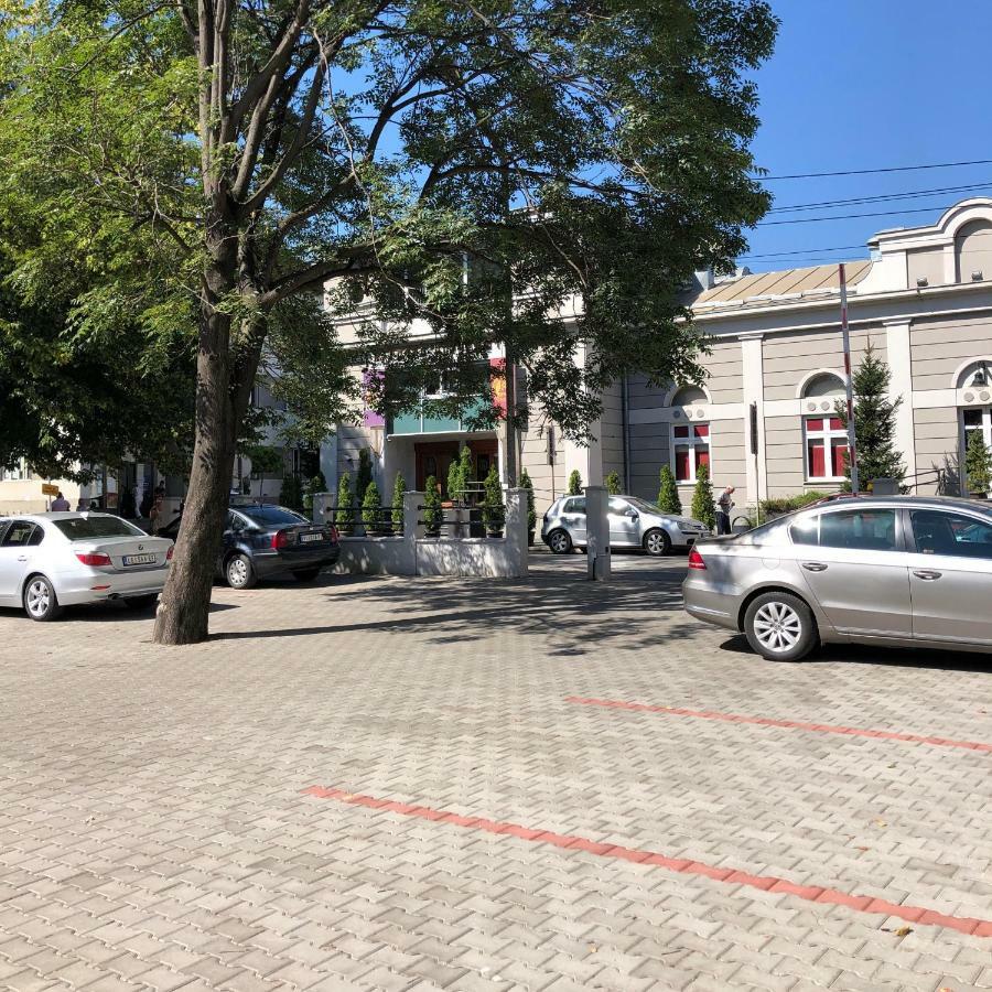 Sajam Garni Hotel Leskovac  Extérieur photo